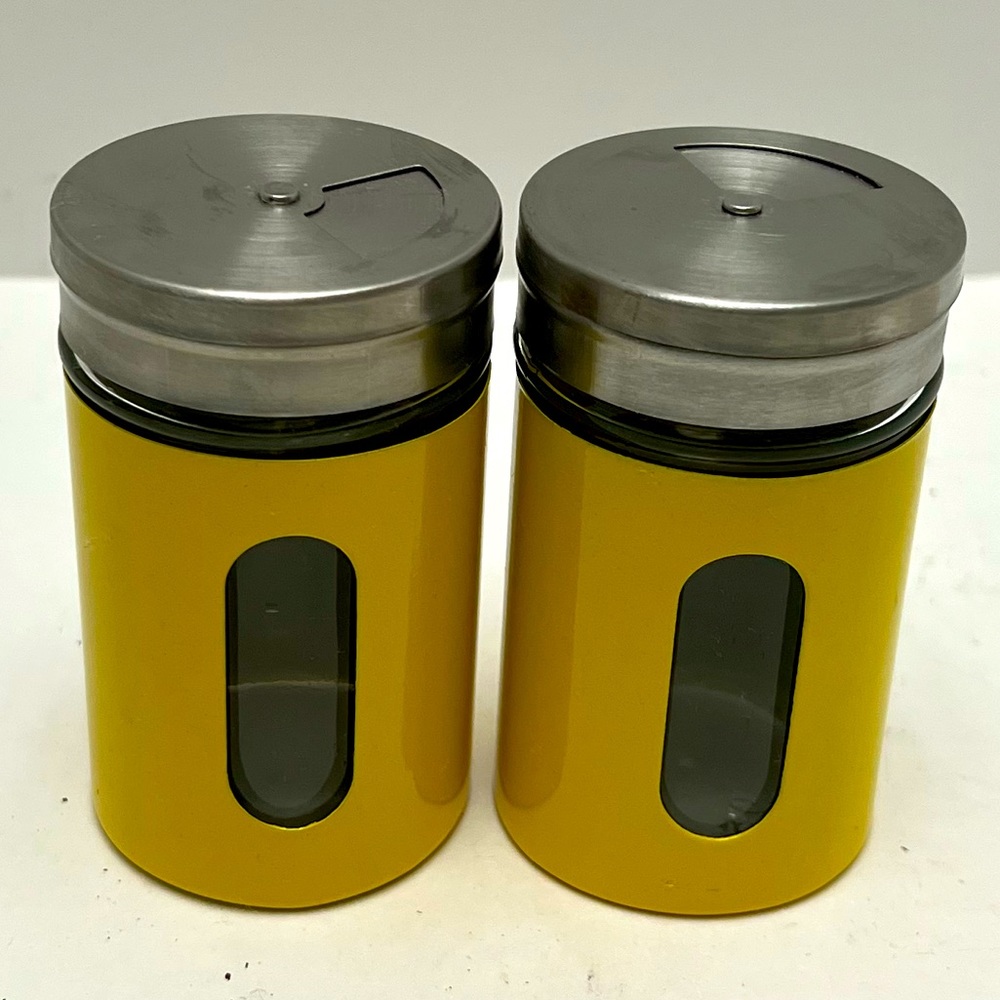 RETRO STAINLESS STEEL SALT&PEPPER SHAKER